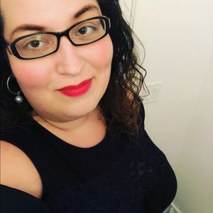 Meet your Posher, Sharon